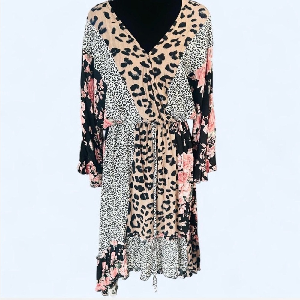 GiGio Mixed Print Leopard Floral Boho Midi Dress Small Flowy Bell Sleeve - Picture 2 of 5